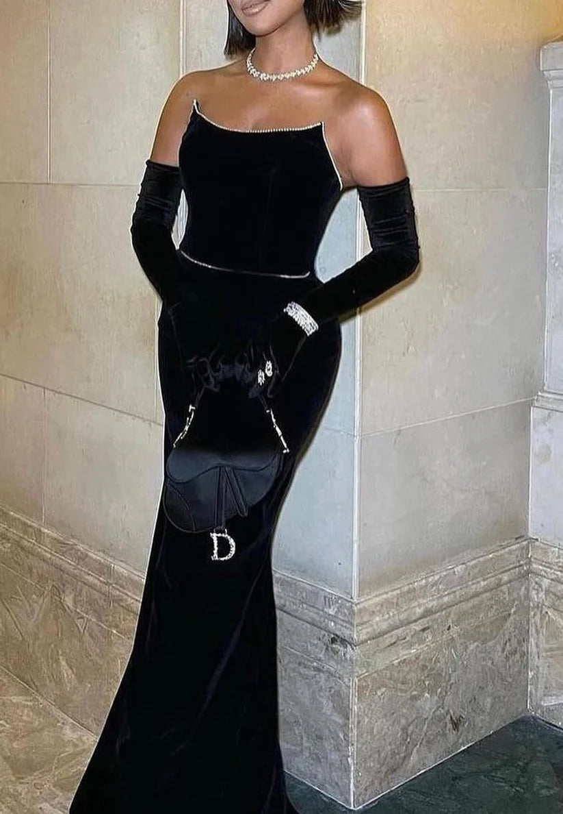 Off-Shoulder Strapless Sleek Mermaid Simple Evening Dress simple gentle atmospheric and unique desi Bring summer colors to enhance whiteness