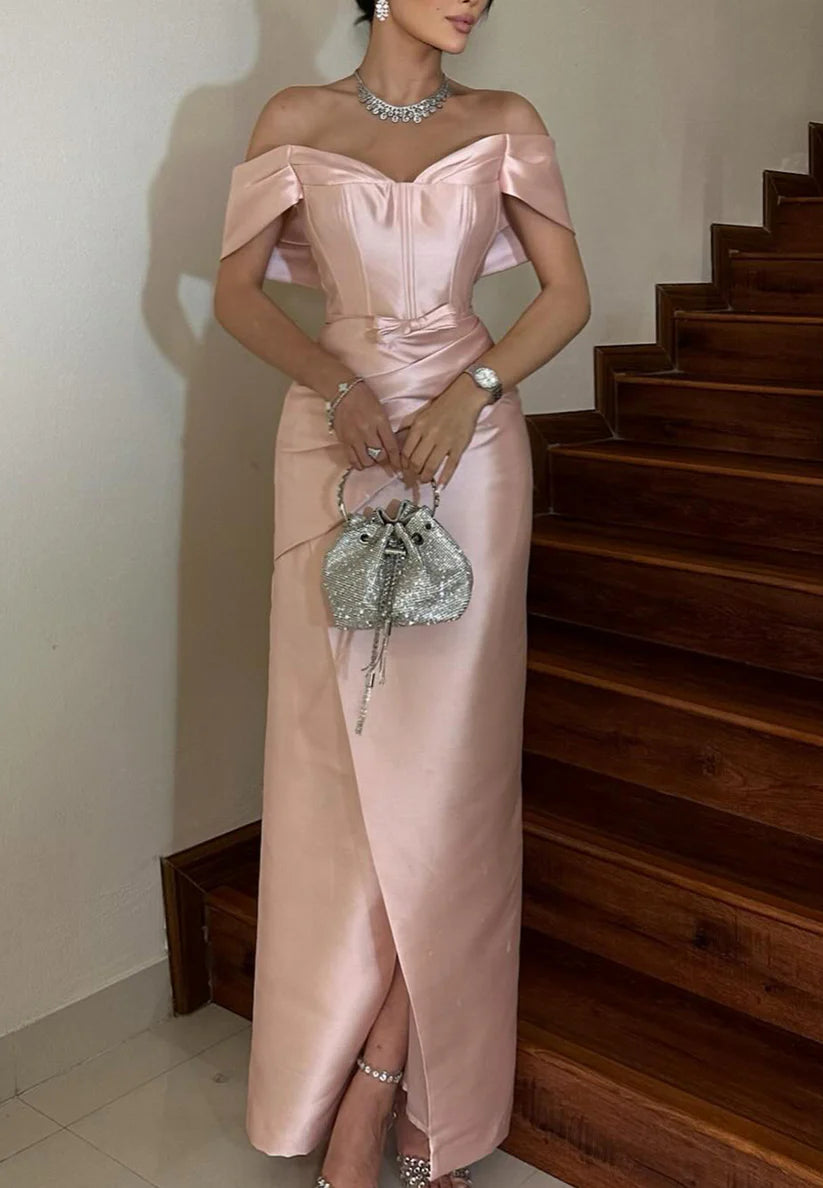 Off-Shoulder Strapless Sleek Satin Sheath Evening Dress simple gentle atmospheric and unique desi Bring summer colors to enhance whiteness