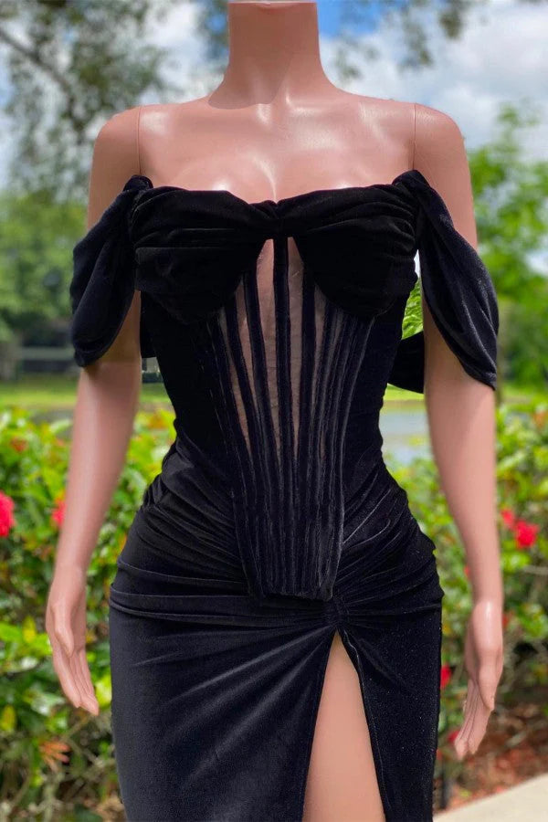 Off-the-Shoulder Black Prom Dress Velvet With Slit Simple gentle atmospheric and unique design