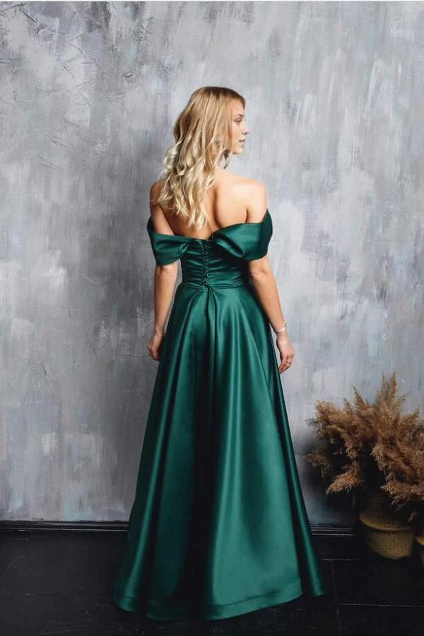 Off-the-Shoulder Prom Dress Emerald Green Long With Slit Simple gentle atmospheric and unique design