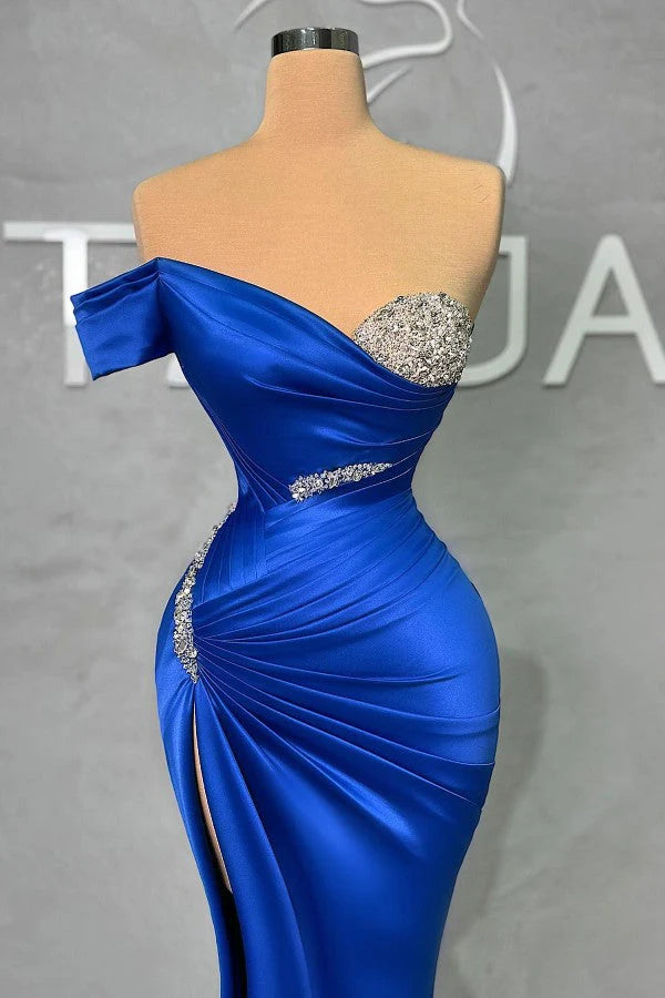Off-the-Shoulder Royal Blue Prom Dress Mermaid With Beads Simple gentle atmospheric and unique design  ﻿