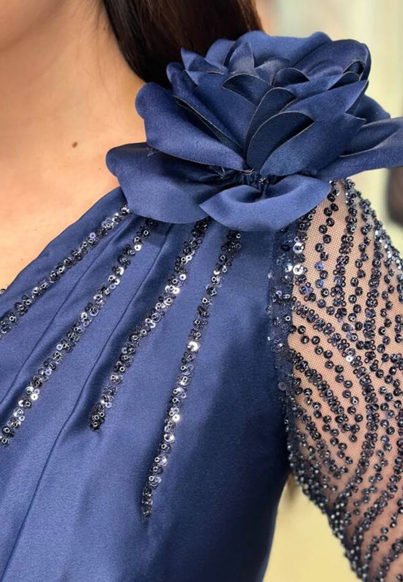 One Shoulder Long Sleeves Pleated 3D Floral A-Line Mother of Bride Dress simple gentle atmospheric and unique desi Bring summer colors to enhance whiteness