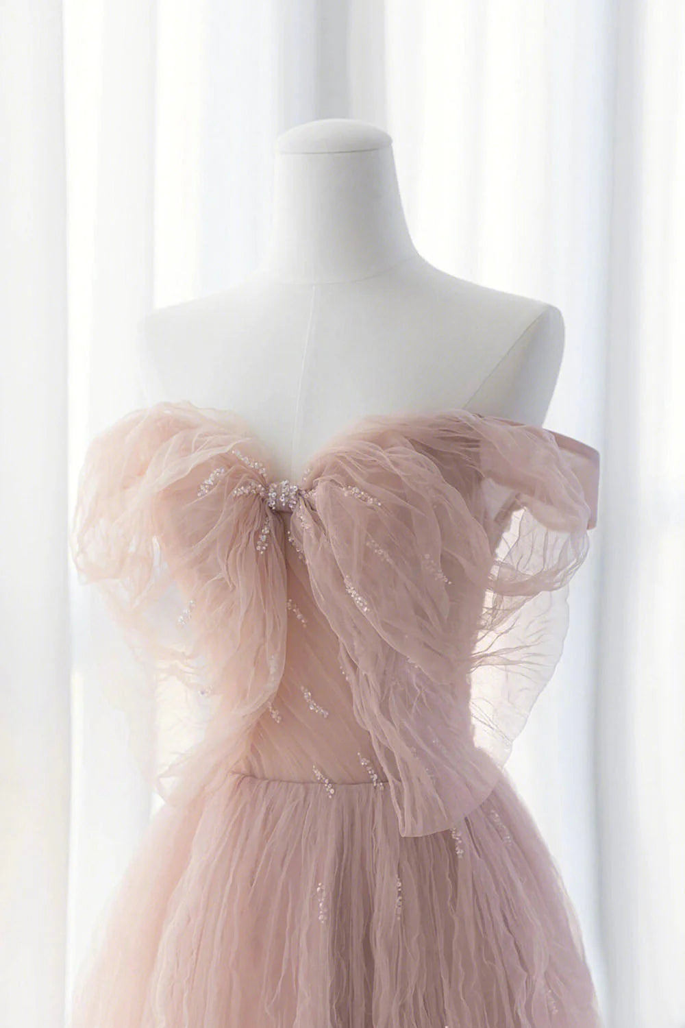 Pink Tulle Long A-Line Prom Dresses Pink Evening Dresses with Bow simple gentle atmospheric and unique desi Bring summer colors to enhance white