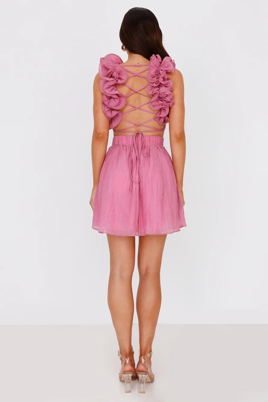 Pink deep V-neck dress with three-dimensional flower decorations on the shoulder straps, suitable for parties, dates, and other occasions