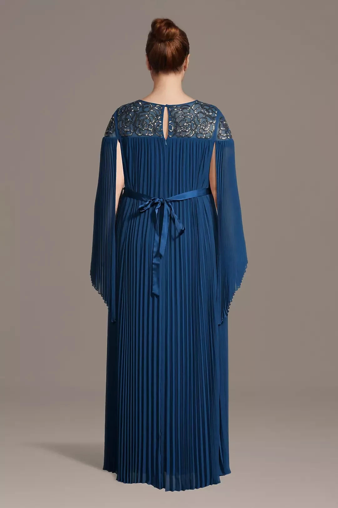 Plus Size Splendid A Line Round Neck Cape Sleeve Tied Back Floor Length Mother of the Bride Dress