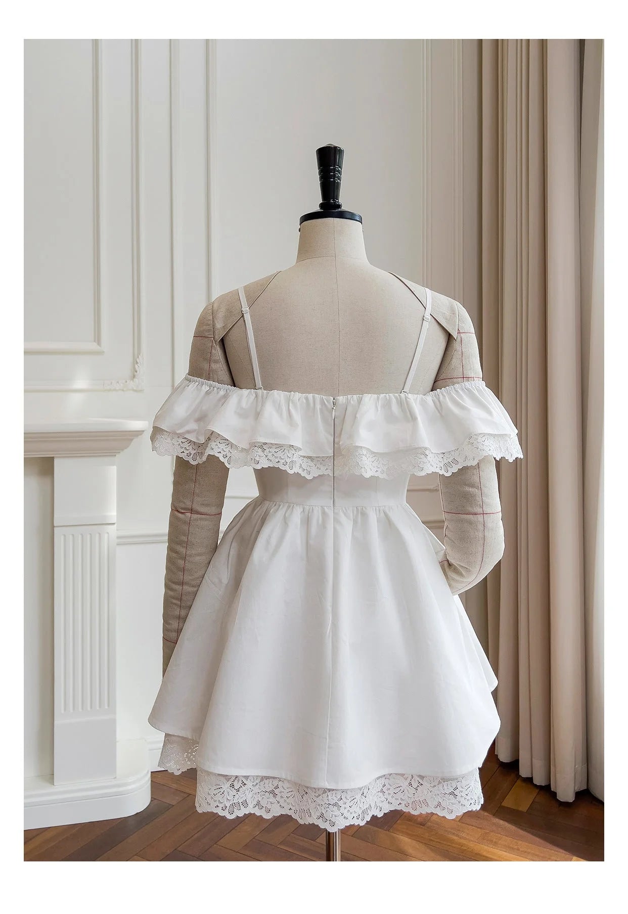 Pretty A line Off The Shoulder White Short Formal Homecoming Dresses Middle School Short 21st Birthday Outfits Graduation Dress Mini Cocktail Dresses