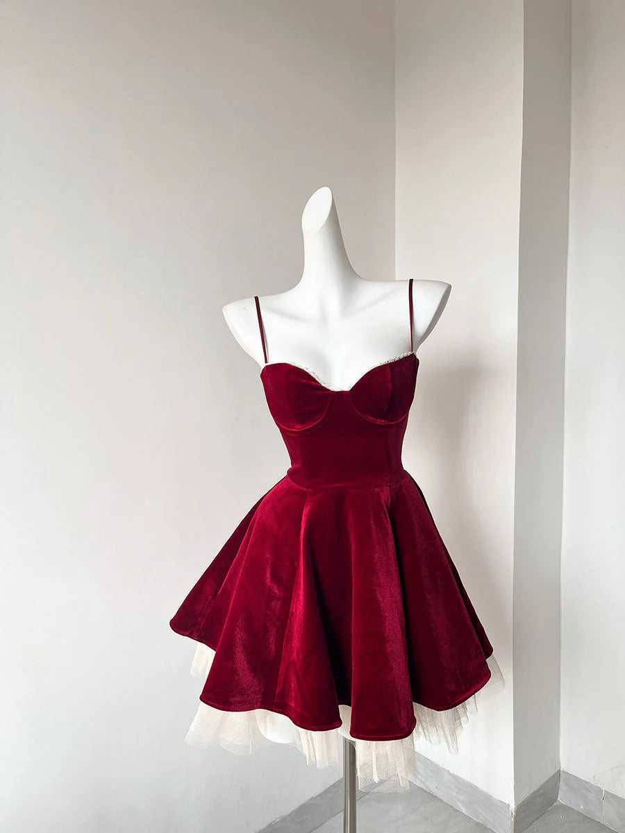 Pretty A line Spaghetti Straps Velvet Formal Homecoming Dresses Short 16th Birthday Outfits Graduation Dress Mini Cocktail Dresses