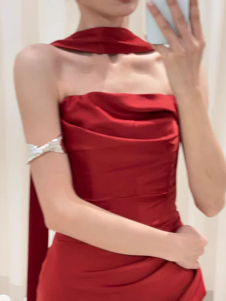 Pretty Sheath Strapless Burgundy Satin Prom Dresses Formal Summer Wedding Guest Dresses Wedding Guest Outfits With Scarf simple gentle atmospheric and unique desi Bring summer colors to enhance whiteness