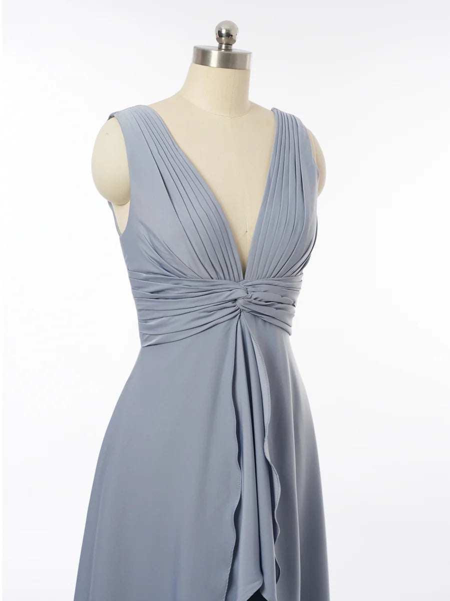 Princess Plunging V-Neck Sleeveless Bridesmaid Dresses with Split Side simple gentle atmospheric and unique desi Bring summer colors to enhance whiteness