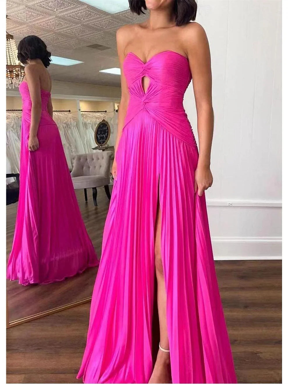 Princess Sleeveless Strapless Prom Dresses with Pleats Ruched simple gentle atmospheric and unique desi Bring summer colors to enhance whiteness
