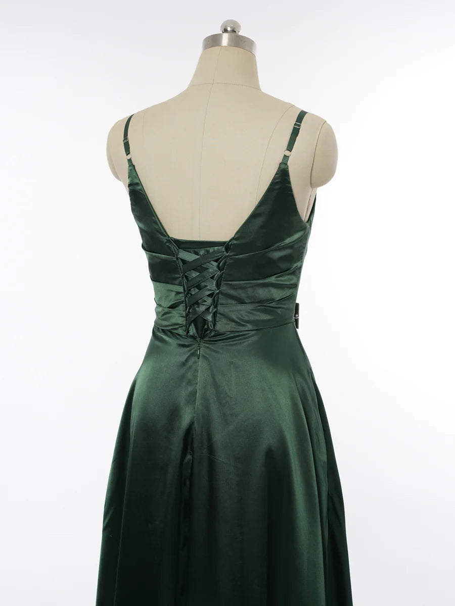 Princess Spaghetti Straps Sleeveless Bridesmaid Dresses with Ruched simple gentle atmospheric and unique desi Bring summer colors to enhance whiteness