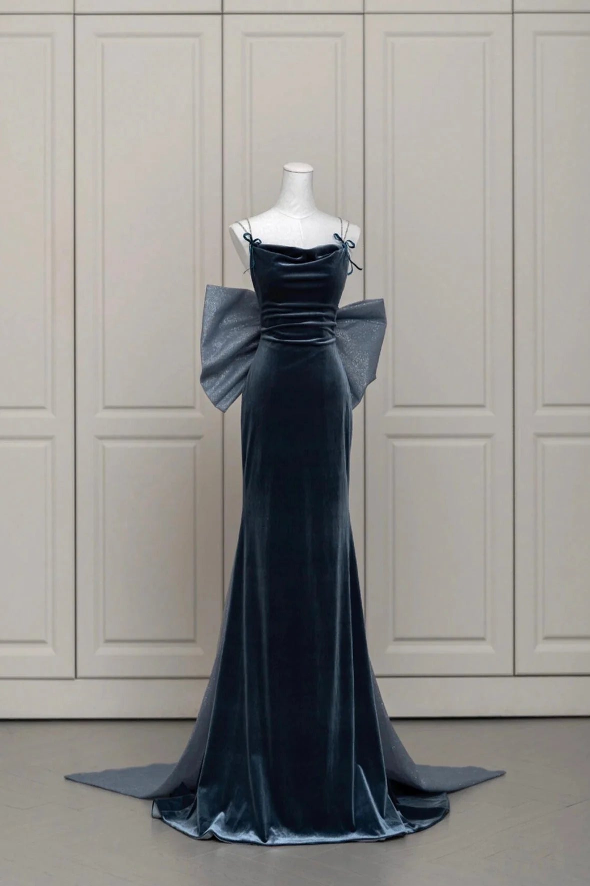 Velvet Blue Prom Dress Mermaid Backless Evening Party Dress with Bow simple gentle atmospheric and unique desi Brin