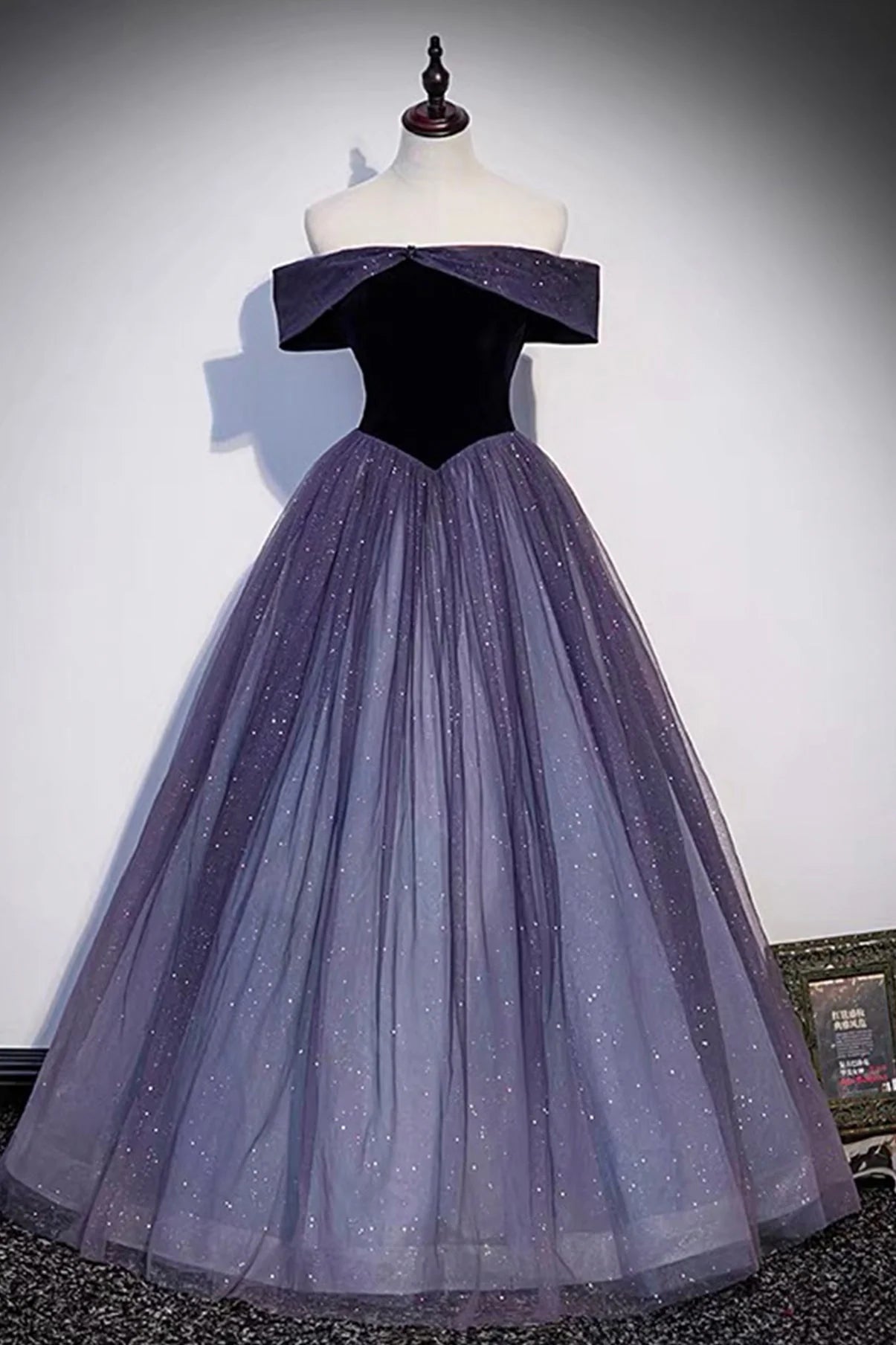 Purple Tulle Off the Shoulder Prom Dress  A-Line Evening Party Dress simple gentle atmospheric and unique desi Bring summer colors to enhance whitenes