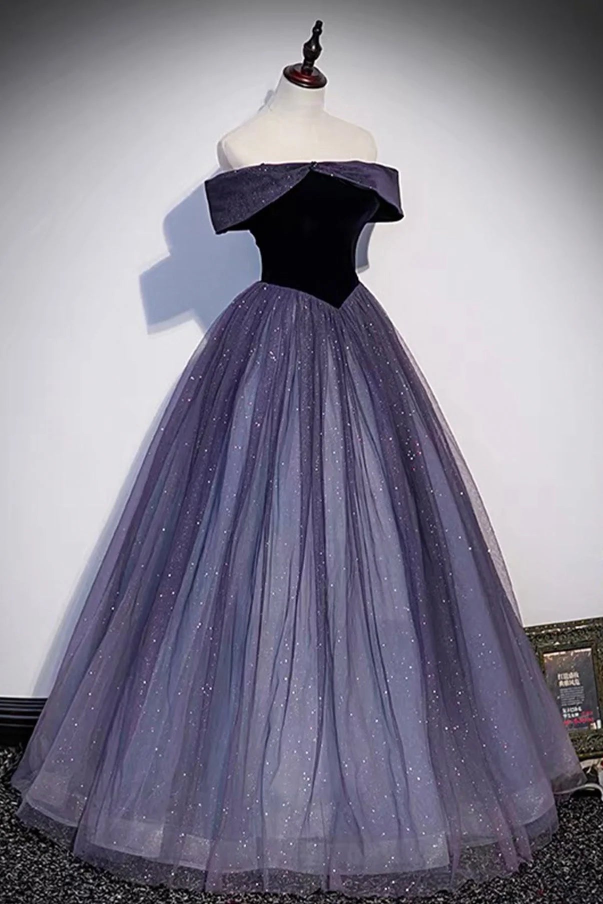 Purple Tulle Off the Shoulder Prom Dress  A-Line Evening Party Dress simple gentle atmospheric and unique desi Bring summer colors to enhance whitenes