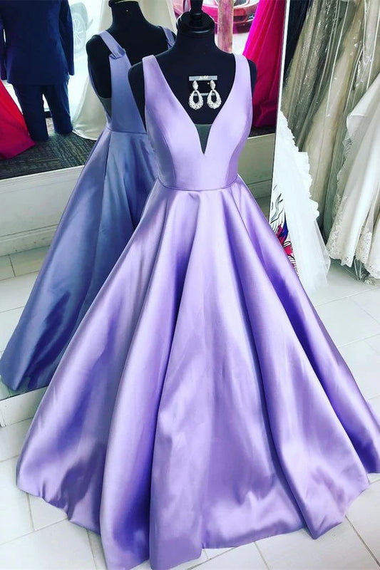 Purple satin dress, deep V-neck, sleeveless design suitable for dinners, dances and other occasions