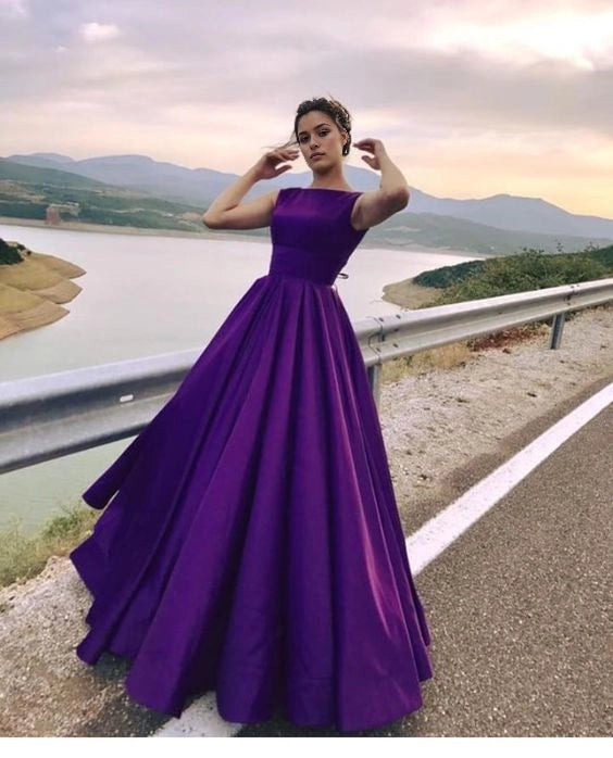 Purple sleeveless long dress with square neckline design suitable for dinners, dances, etc
