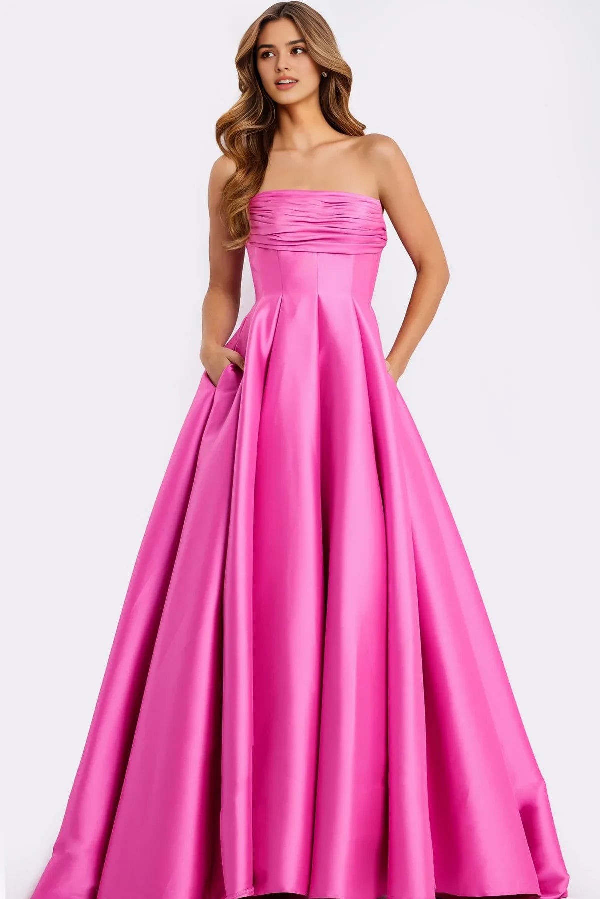 Radiant Ball-Gown Strapless Sleeveless Open-Back Floor-Length Prom Dress