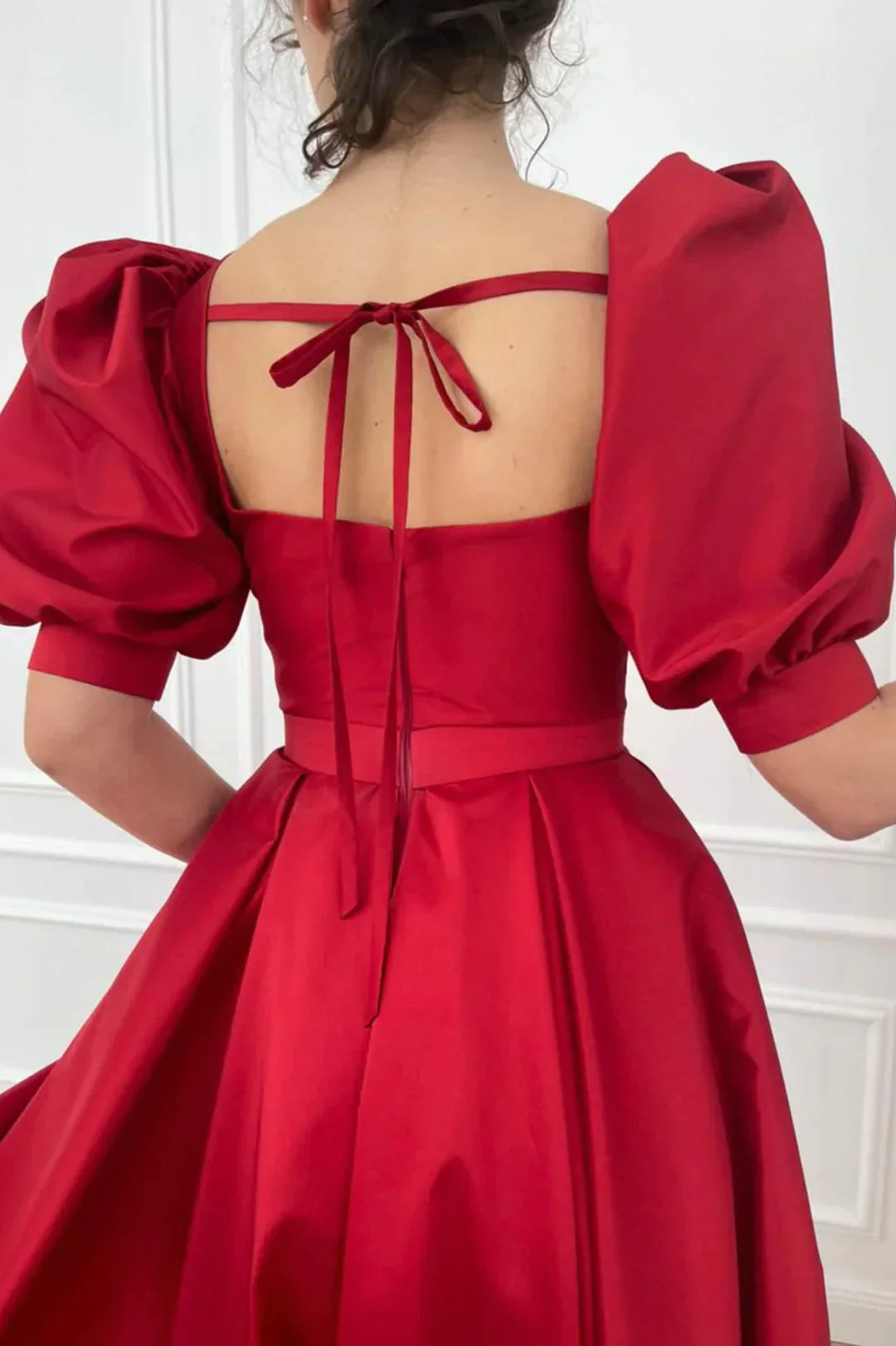 Red Satin Short Prom Dress Cute Short Sleeve Party Dress with Slit simple gentle atmospheric and unique desi Bring summer colors to enhance white