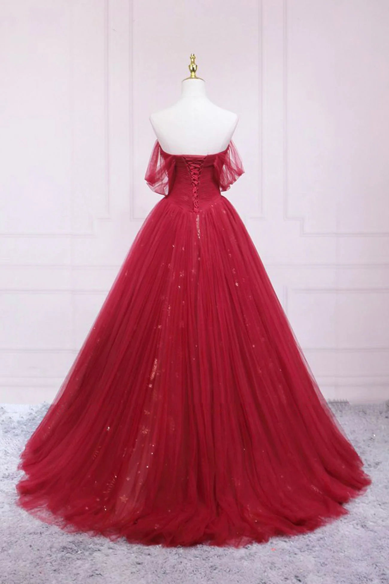 Red Tulle Long A-Line Prom Dress Off the Shoulder Formal Evening Dress simple gentle atmospheric and unique desi Bring summer colors to enhance whitenes