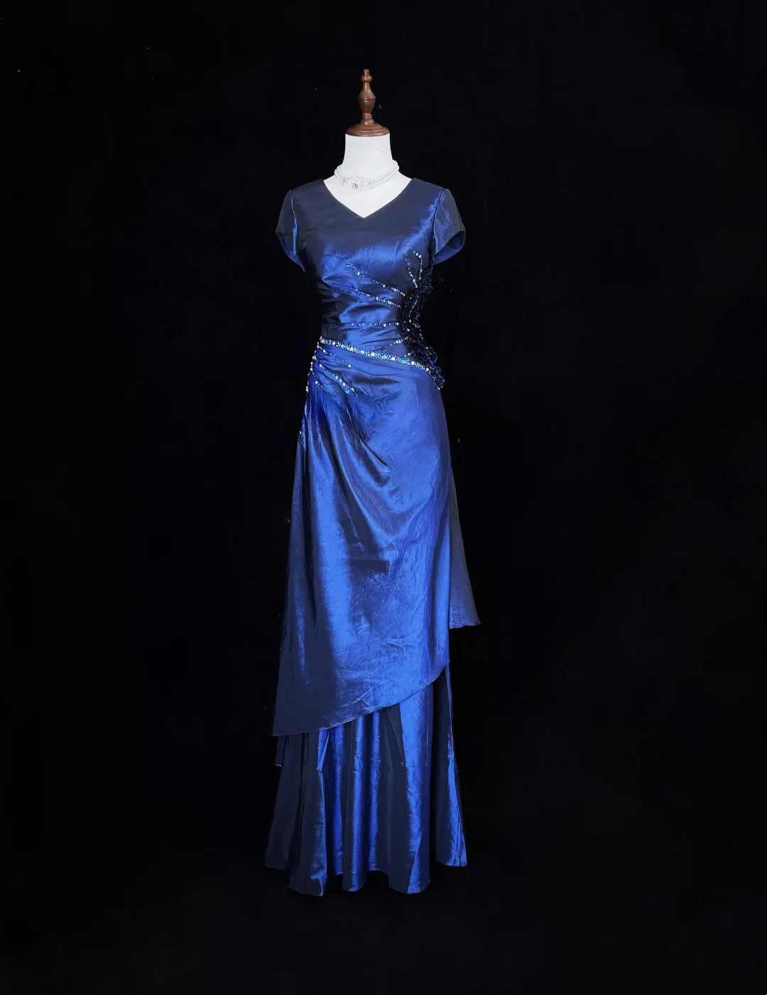 Retro A Line V Neck Navy Blue Short Sleeves With Silver Beads Long Flowers Prom Dresses Party Dress 21st Birthday Outfits Graduation Dresses