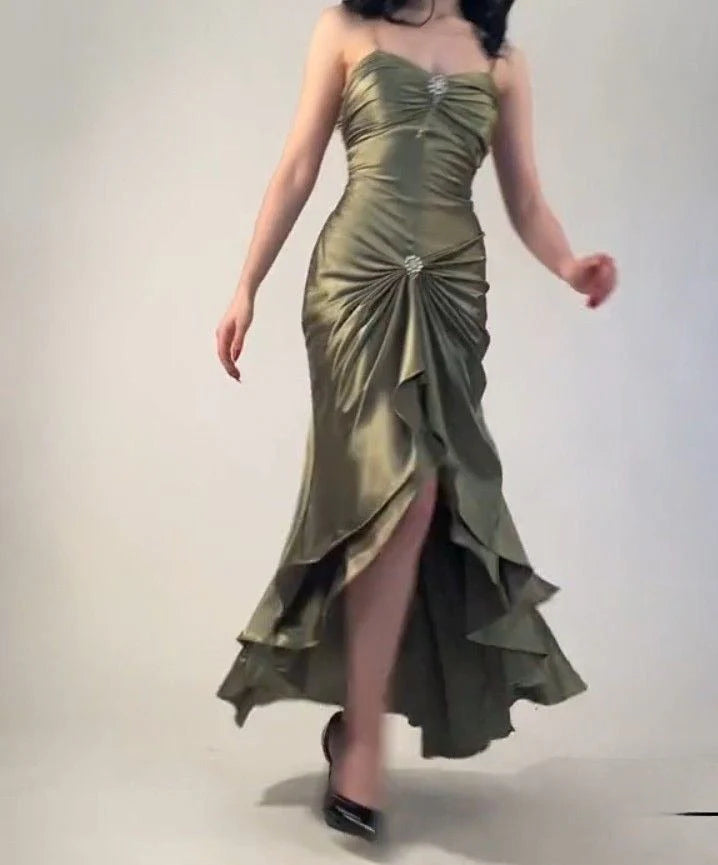 Retro Green Mermaid Spaghetti Strap Beaded Satin Prom Dress Evening Dress simple gentle atmospheric and unique desi Bring summer colors to enhance whiteness ﻿