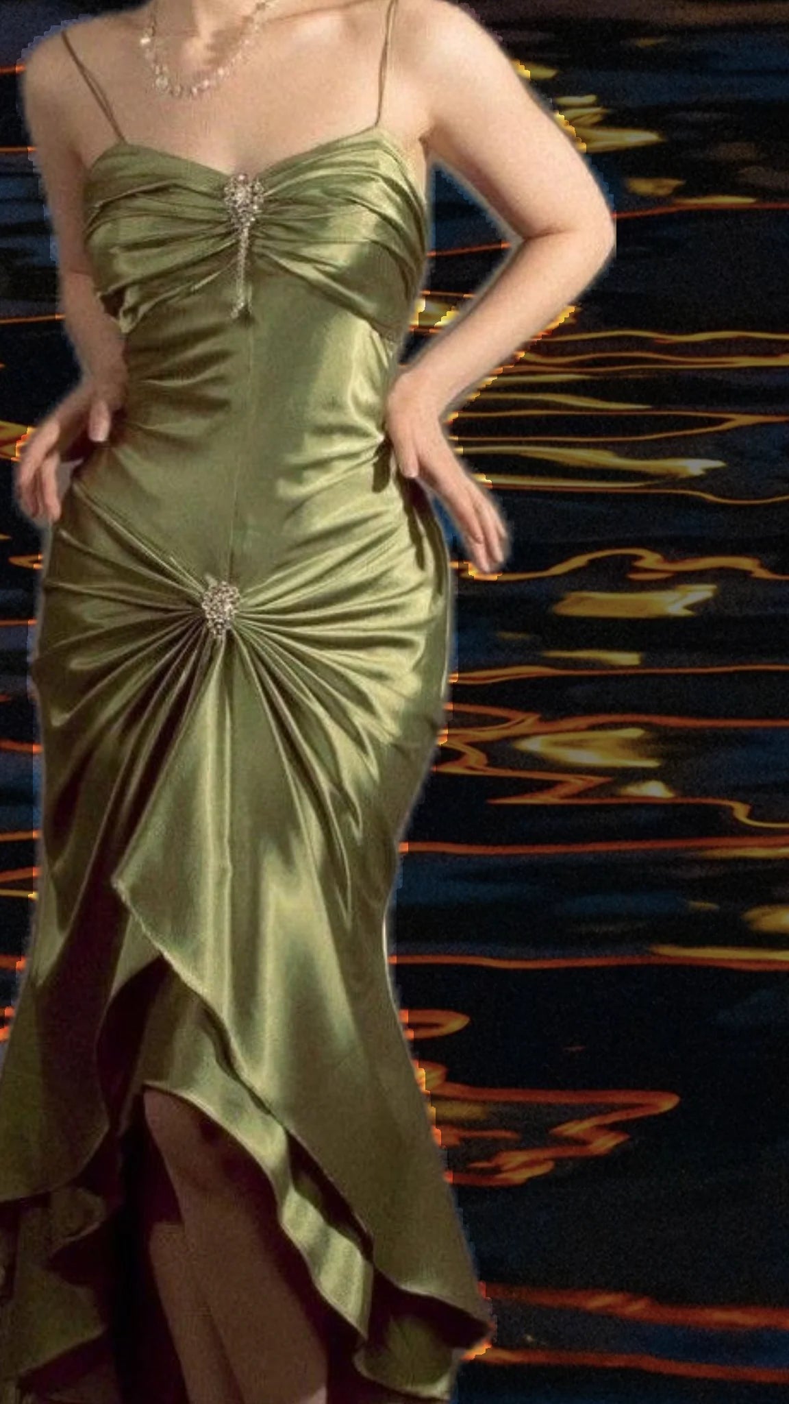 Retro Green Mermaid Spaghetti Strap Beaded Satin Prom Dress Evening Dress simple gentle atmospheric and unique desi Bring summer colors to enhance whiteness ﻿