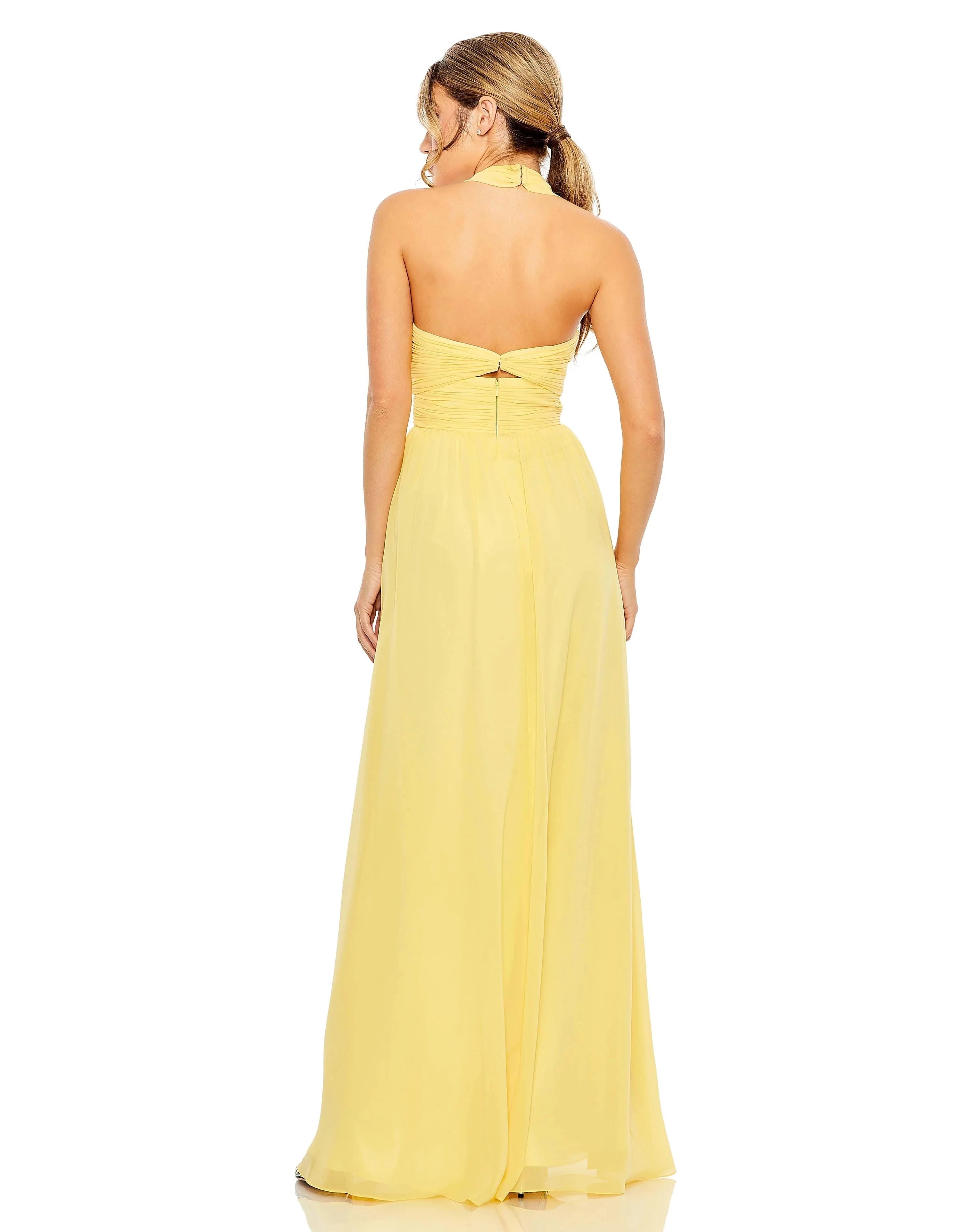 Romantic A-Line Halter Sleeveless Open-Back Floor-Length Chiffon Prom Dress