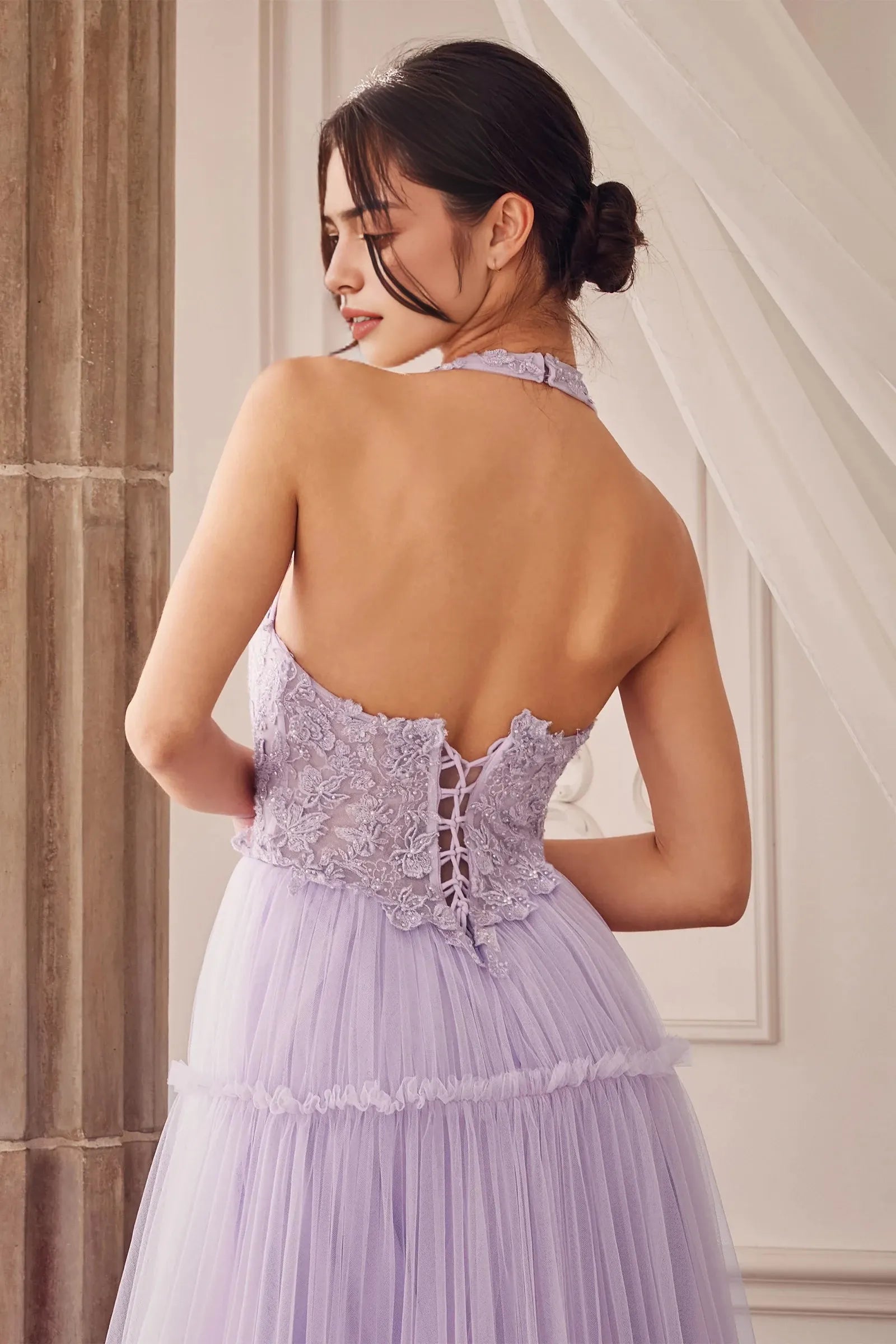 Romantic Ball-Gown Halter Sleeveless Lace-Up-Back Train-Floor-Length Prom Dress