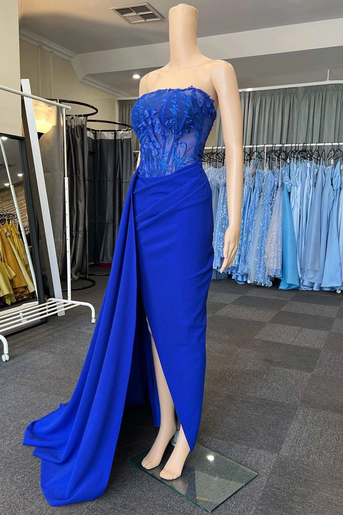 Royal Blue Appliques Strapless Long Formal Gown with Attached Train simple gentle atmospheric and unique desi Bring summer colors to enhance whiteness