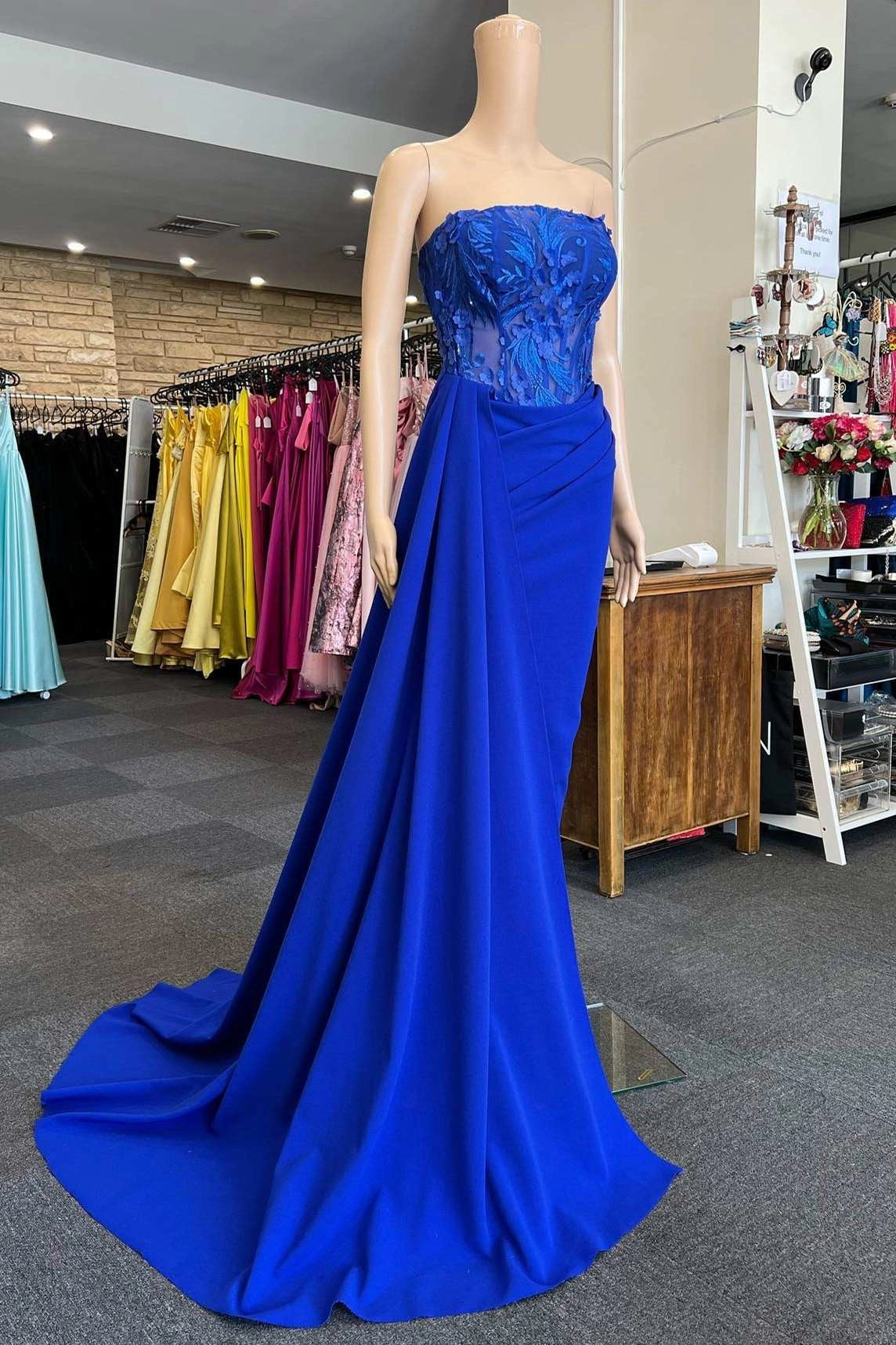 Royal Blue Appliques Strapless Long Formal Gown with Attached Train simple gentle atmospheric and unique desi Bring summer colors to enhance whiteness