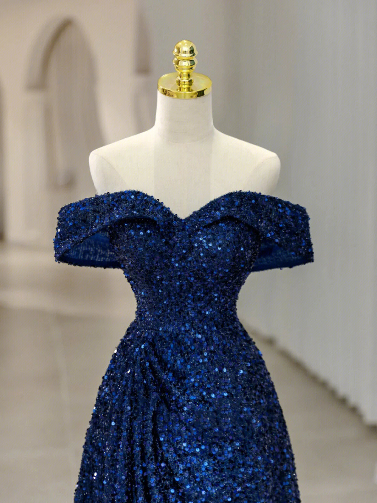 Royal Blue Sequins Long Prom Dress Off the Shoulder Formal Evening Dresses simple gentle atmospheric and unique desi Bring summer colors to enhance whiteness