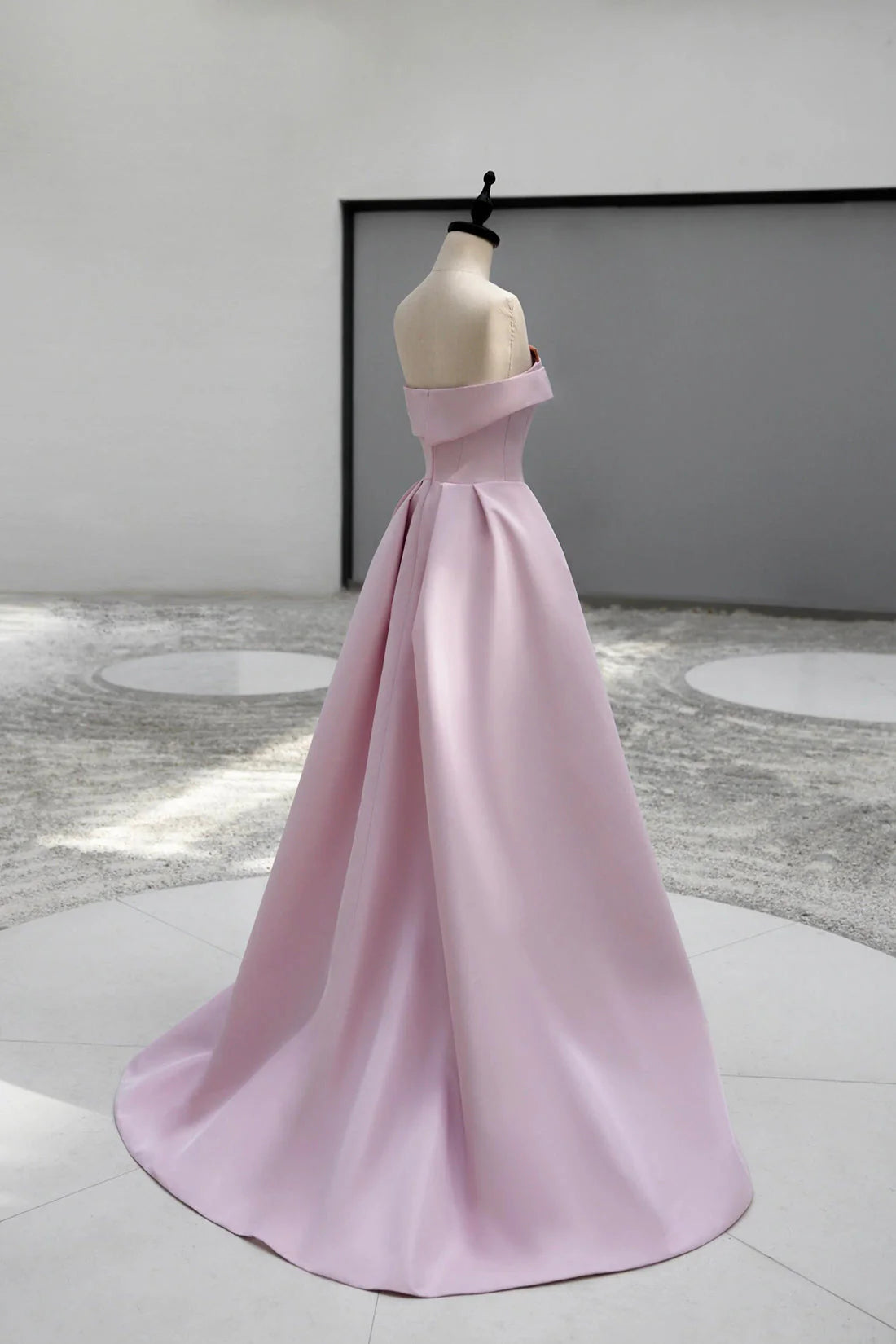 Satin Long A-line Prom Dress Pink Strapless Evening Party Dress simple gentle atmospheric and unique desi Bring summer