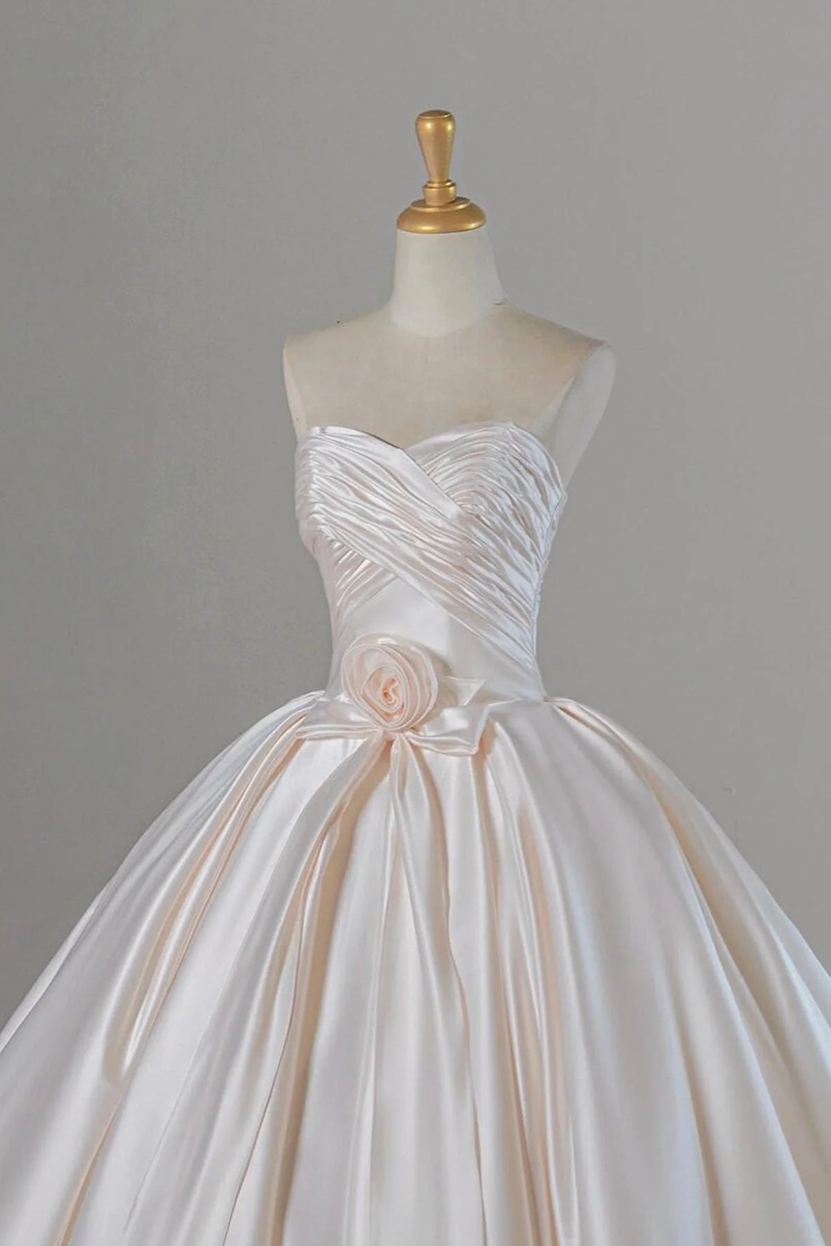 Satin Long Prom Dress  A-Line Strapless Evening Party Dress simple gentle atmospheric and unique desi Brin