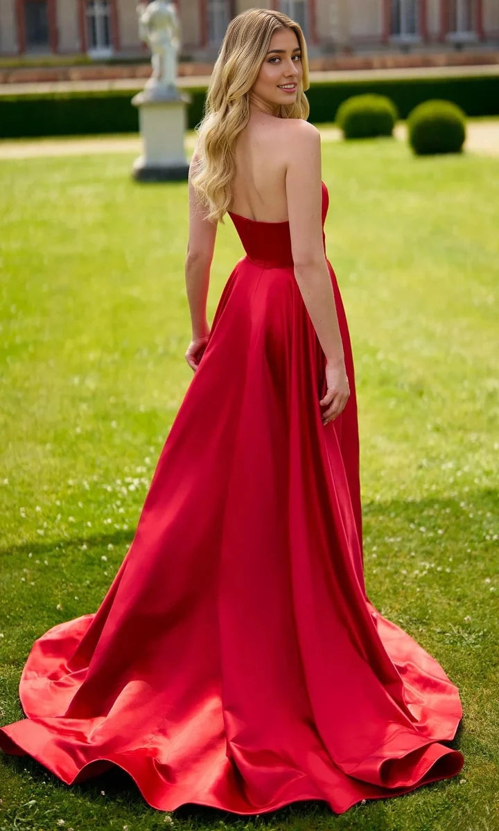 Satin Strapless Gown with High Slit simple gentle atmospheric and unique desi Bring summer colors to enhance whiteness