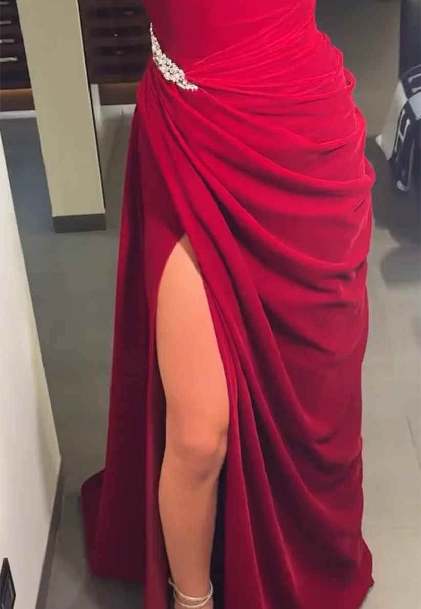 Scoop Straps PPleated Beaded Side Slit Sheath Prom Dress simple gentle atmospheric and unique desi Bring summer colors to enhance whiteness