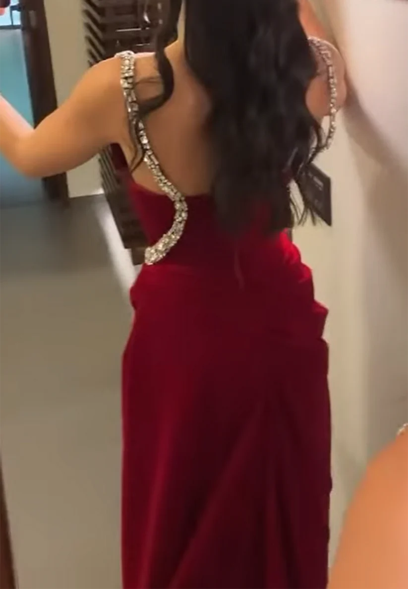 Scoop Straps PPleated Beaded Side Slit Sheath Prom Dress simple gentle atmospheric and unique desi Bring summer colors to enhance whiteness