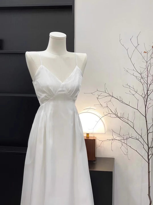 Chic A Line Halter Short Women's Holiday Dresses simple gentle atmospheric and unique desi Bring summer colors to enhance whiteness（副本）