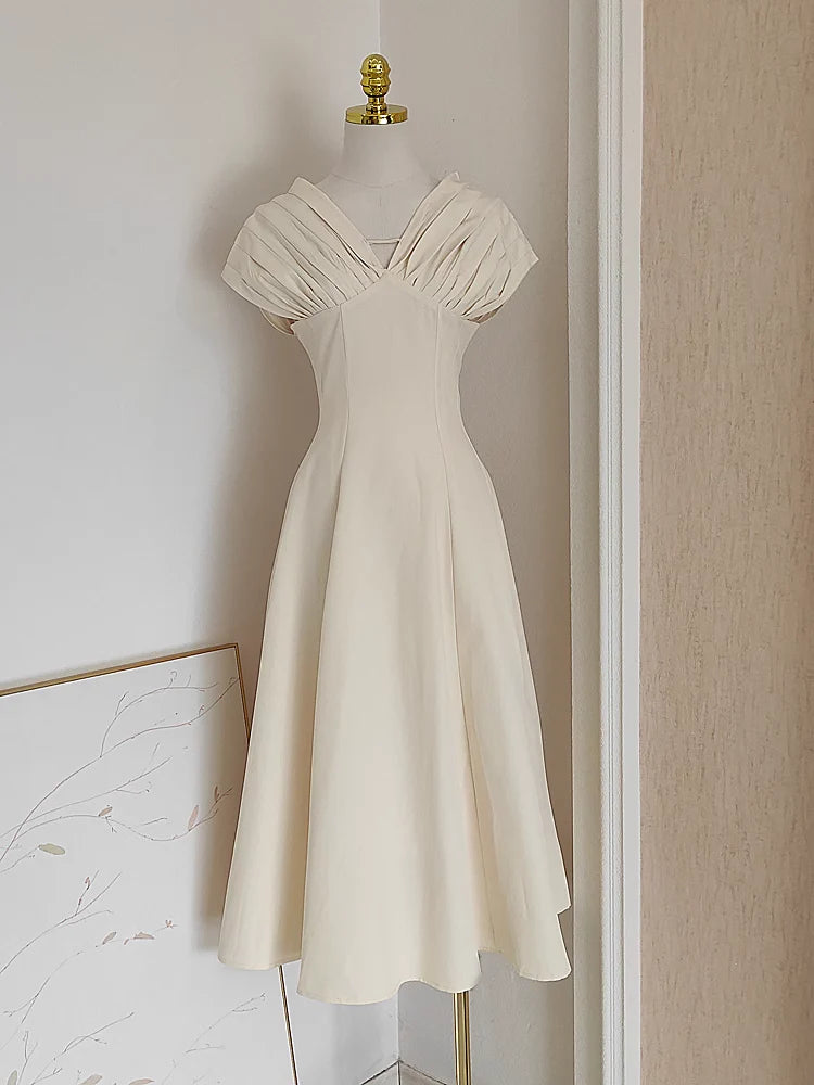 Sexy A Line V neckline Satin Dinner Party Dresses Ivory Birthday Outfits simple gentle atmospheric and unique desi Bring summer colors to enhance whiteness