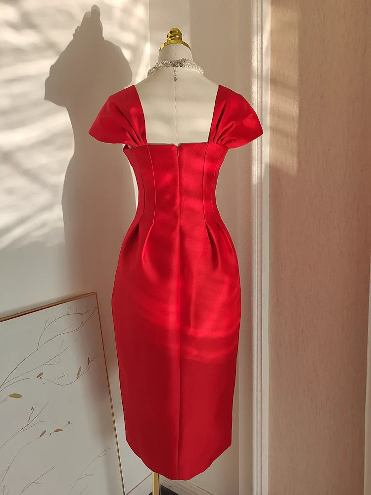 Sexy A line Sweetheart Red Satin Knee Length Homecoming Dresses Birthday Outfits simple gentle atmospheric and unique desi Bring summer colors to enhance whiteness