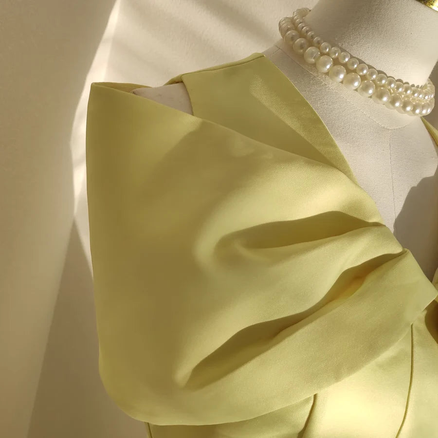 Sexy A line V neckline Satin Knee Length Homecoming Dresses Yellow Birthday Outfits simple gentle atmospheric and unique desi Bring summer colors to enhance whiteness