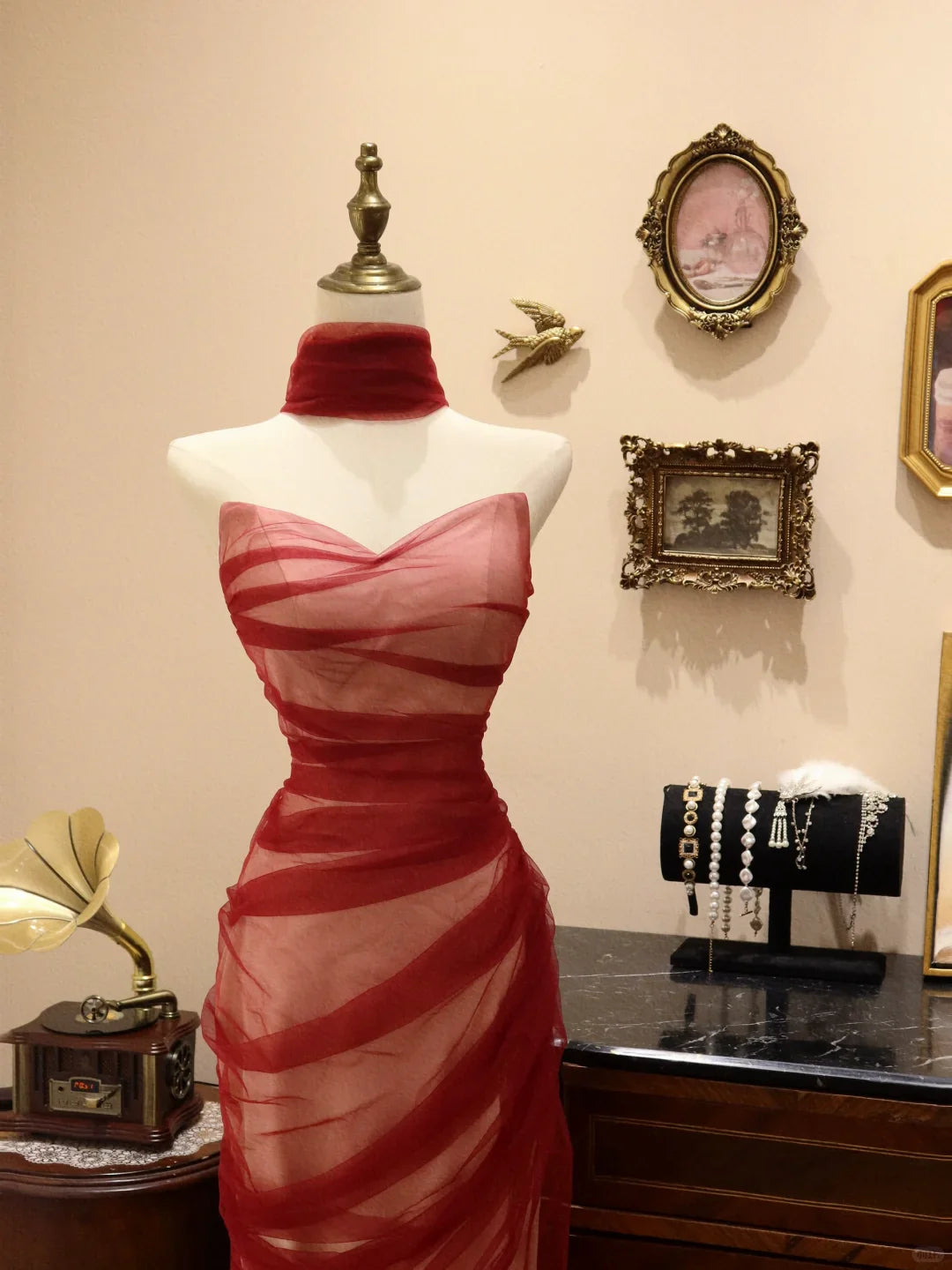 Sexy Mermaid Strapless Burgundy Tulle Satin Long Prom Dress Evening Dress simple gentle atmospheric and unique desi Bring summer colors to enhance whiteness