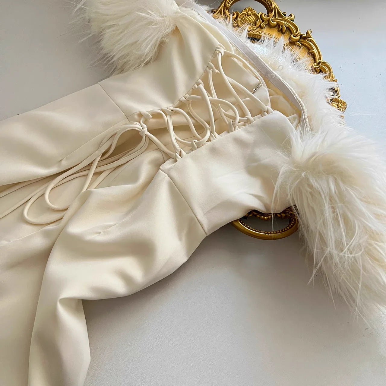 Sheath Strapless Sleeveless Ivory Feather Dress Slit Holiday Dresses simple gentle atmospheric and unique desi Bring summer colors to enhance whiteness