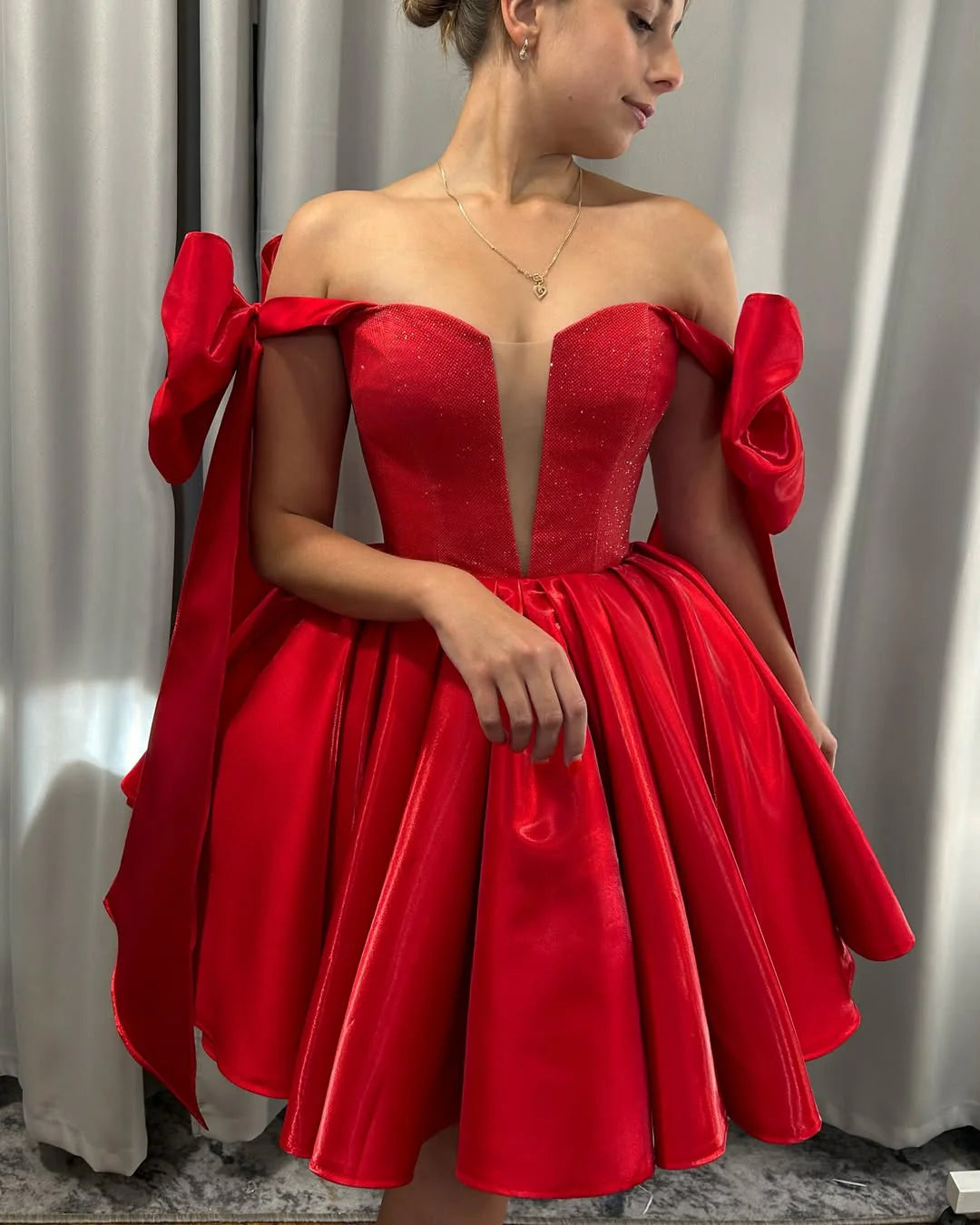 Short Red Prom Dresses Strapless Ball Gown Cocktail Dress simple gentle atmospheric and unique desi Bring summer colors to enhance whiteness