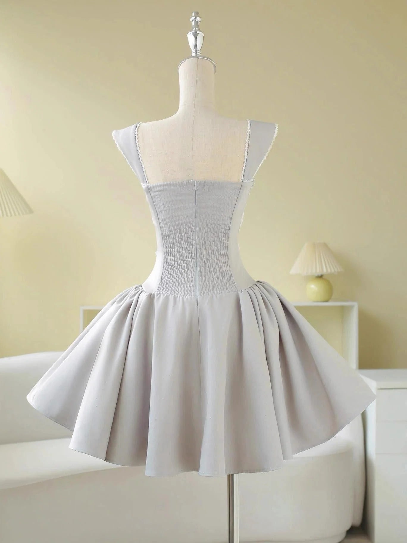 Simple Ball Gown Sweetheart Silver Short Satin Formal Homecoming Dresses Party Graduation Dress Hoco Dresses