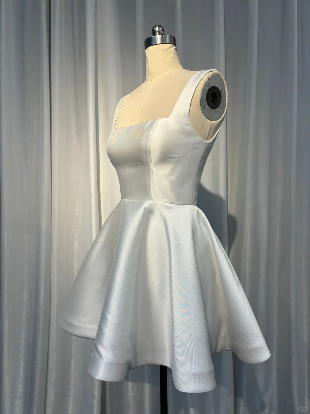 Simple Satin Square Neck White Short 6th Grade Homecoming Dress Cocktail Dress simple gentle atmospheric and unique desi Bring summer colors to enhance whiteness