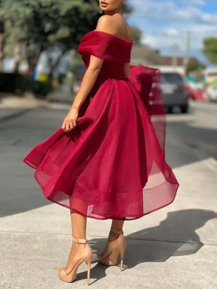 Simple burgundy tulle off shoulder prom dress burgundy bridesmaid dress simple gentle atmospheric and unique desi Bring summer colors to enhance whitenes