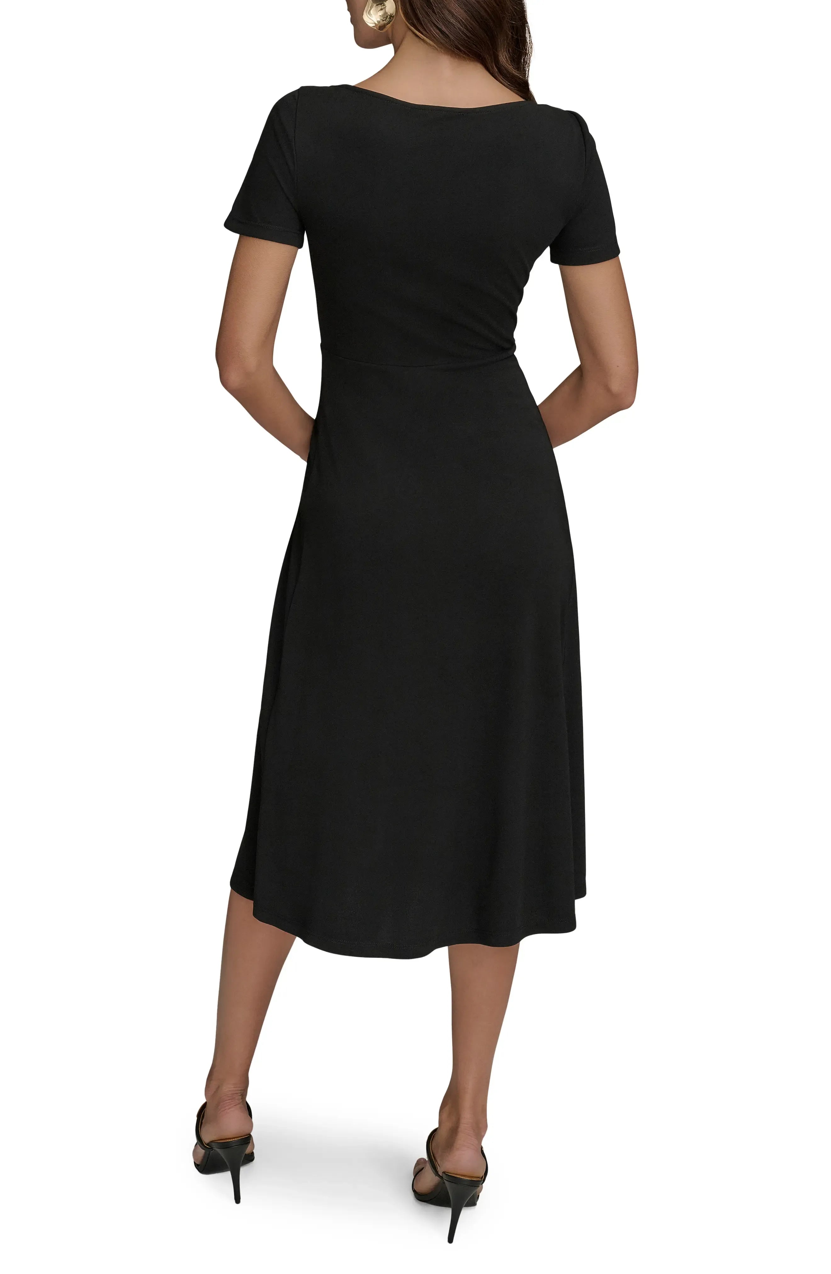 Sleek A-Line Scoop Neck Short Sleeve Solid Back Midi Hot Sale Prom Dress