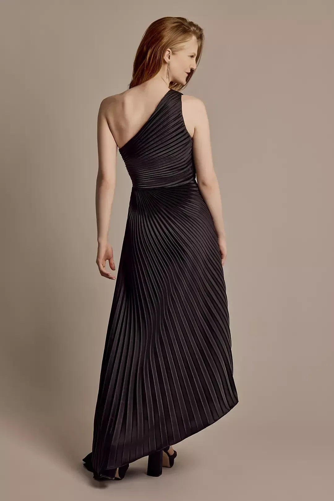 Sophisticated Asymmetrical One Shoulder Sleeveless Pleated Back Floor Length Mother of the Bride Dress