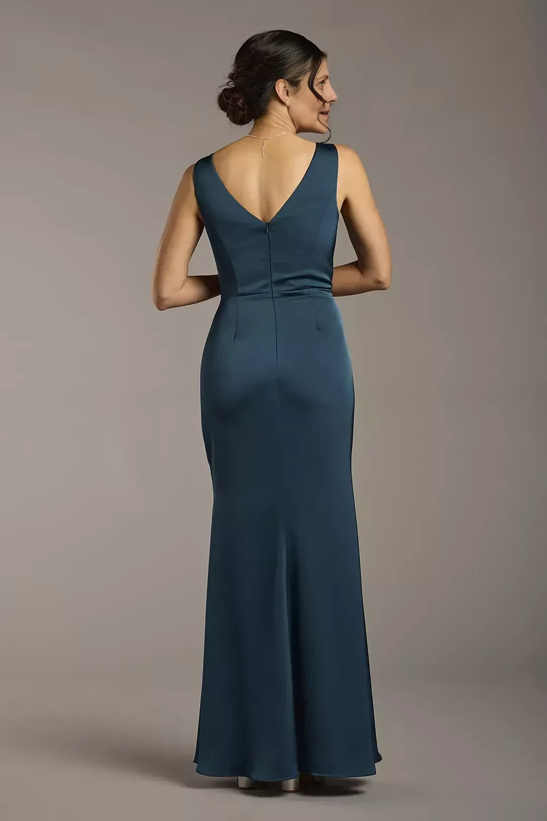 Sophisticated Mermaid Boat Neck Sleeveless Ruffled Back Floor Length Mother of the Bride Dress