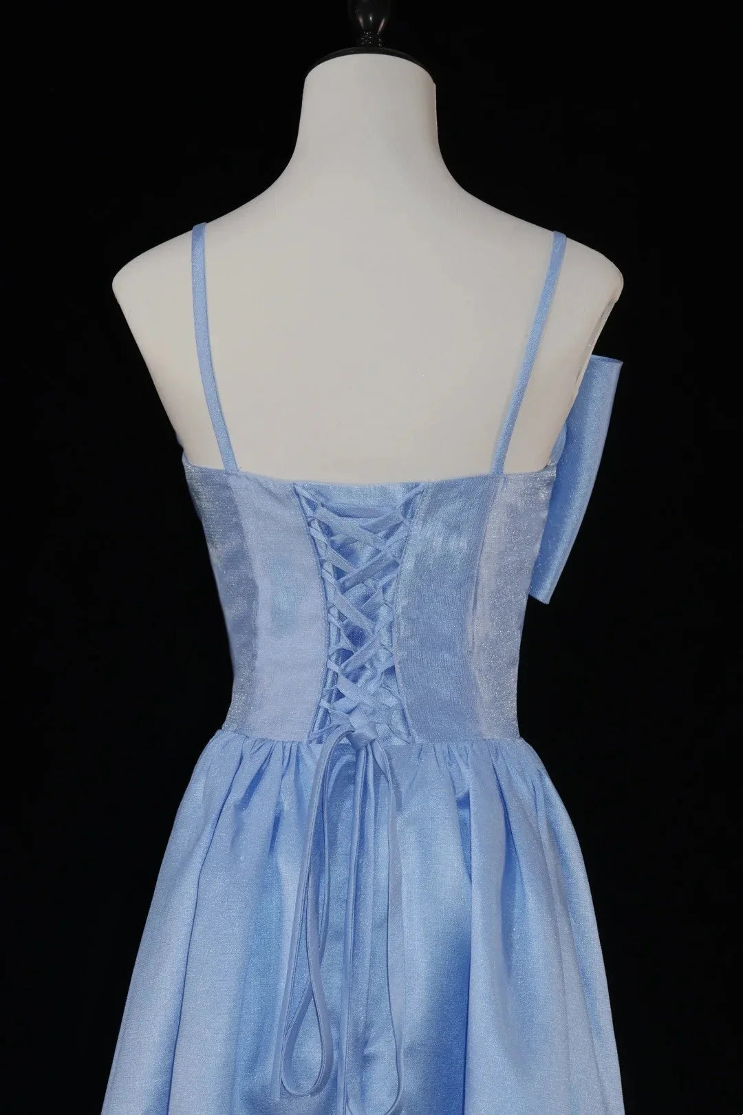 Spaghetti Strap Elegant Long Satin Ball Gown Evening Dress Party Dress simple gentle atmospheric and unique desi Bring summer colors to enhance whiteness